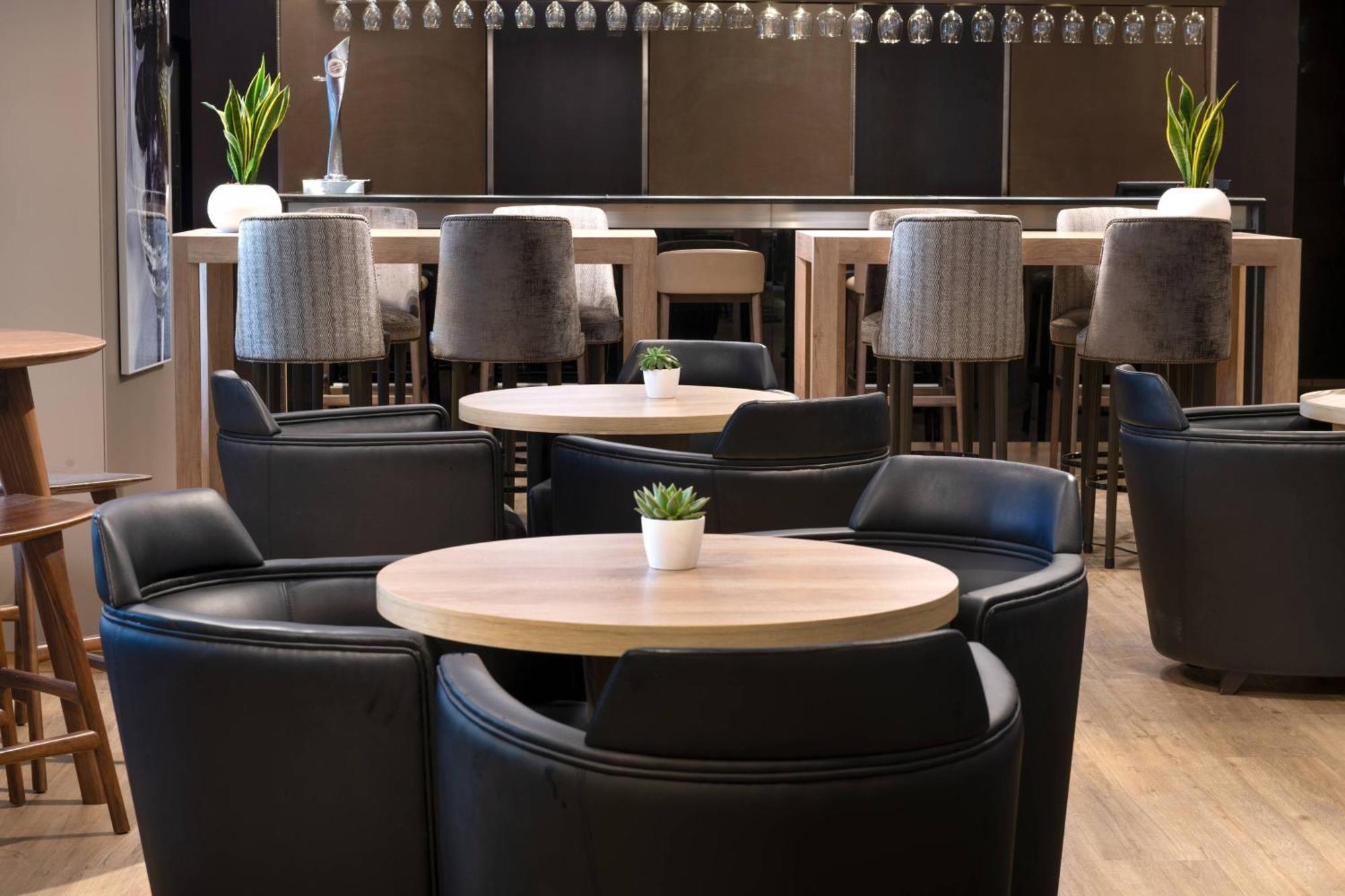 Ac Hotel La Rioja By Marriott Logrono Ngoại thất bức ảnh