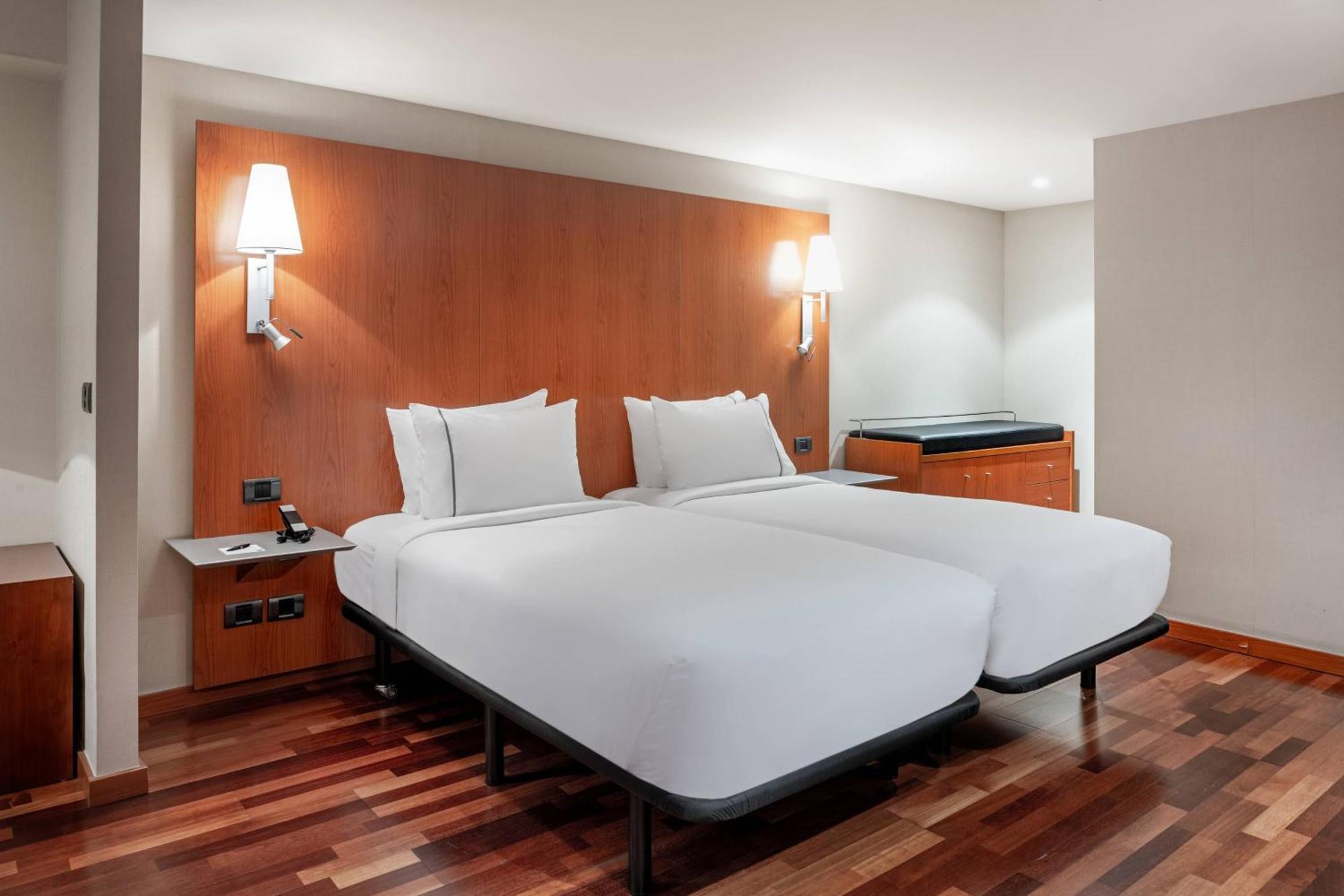 Ac Hotel La Rioja By Marriott Logrono Ngoại thất bức ảnh