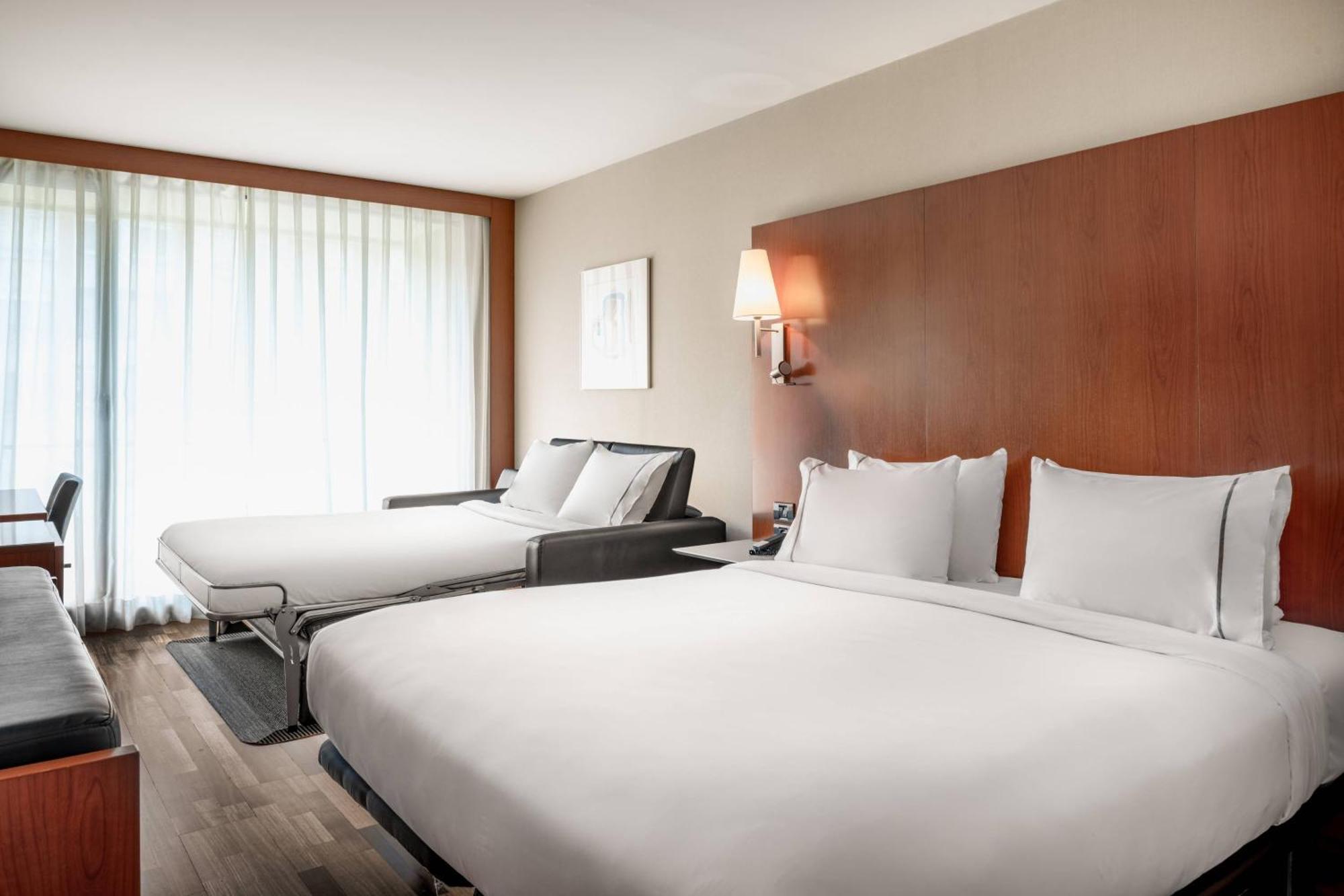 Ac Hotel La Rioja By Marriott Logrono Ngoại thất bức ảnh