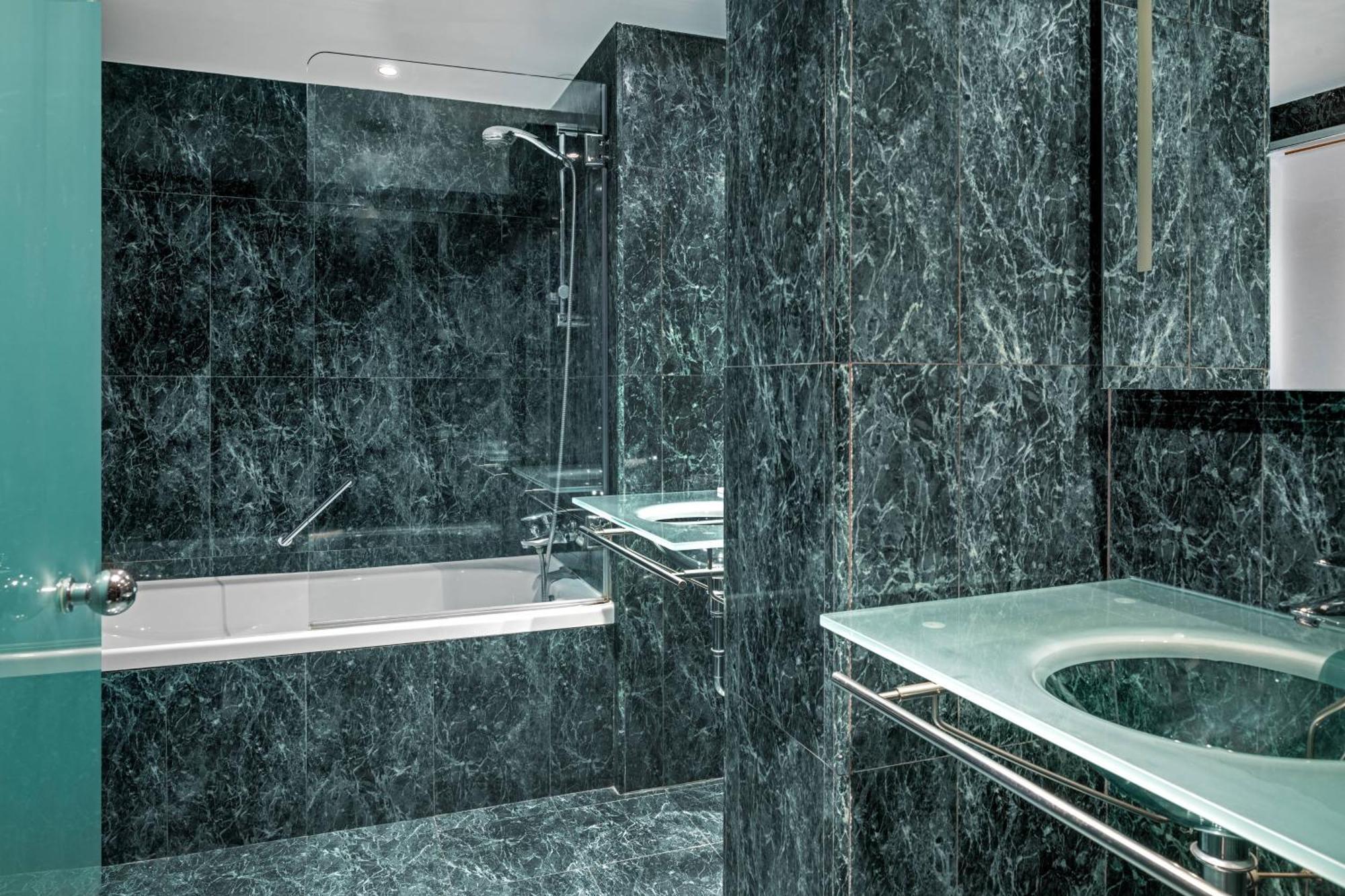 Ac Hotel La Rioja By Marriott Logrono Ngoại thất bức ảnh