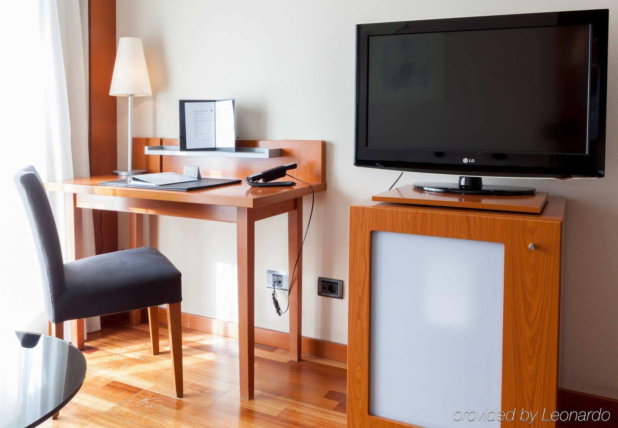 Ac Hotel La Rioja By Marriott Logrono Ngoại thất bức ảnh