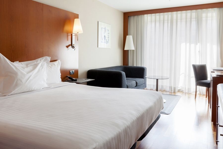 Ac Hotel La Rioja By Marriott Logrono Ngoại thất bức ảnh