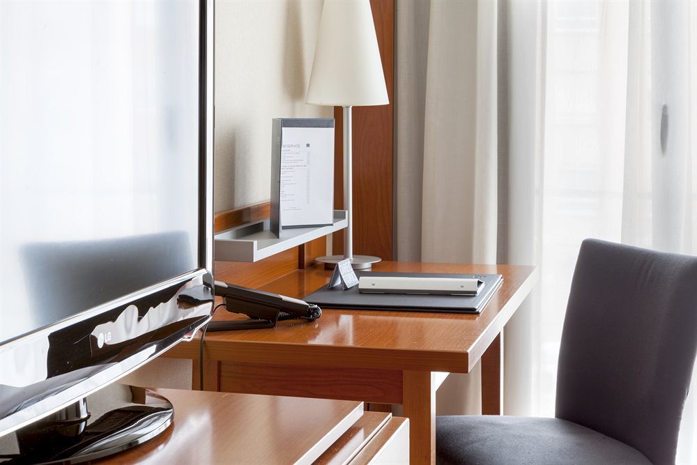 Ac Hotel La Rioja By Marriott Logrono Ngoại thất bức ảnh
