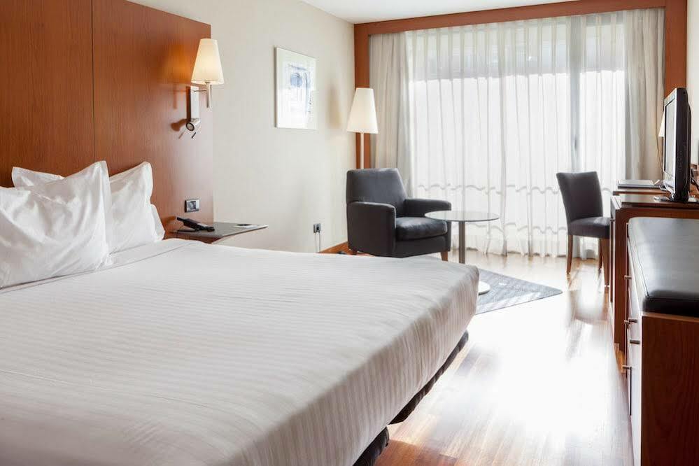 Ac Hotel La Rioja By Marriott Logrono Ngoại thất bức ảnh